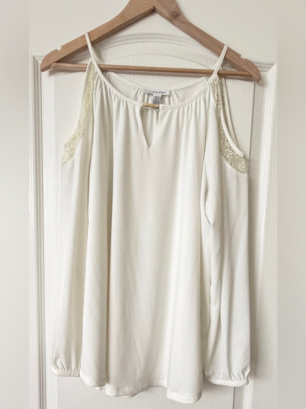 Calvin Klein White Lace Cold Shoulder Long Sleeve Blouse Top Women’s L